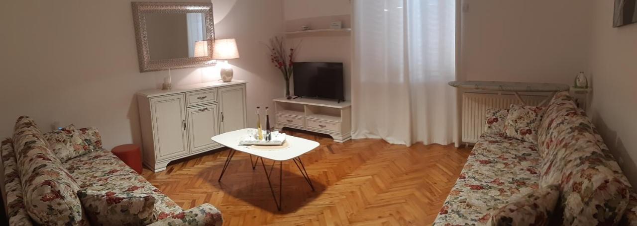 Ivana Apartments Makarska Exterior photo