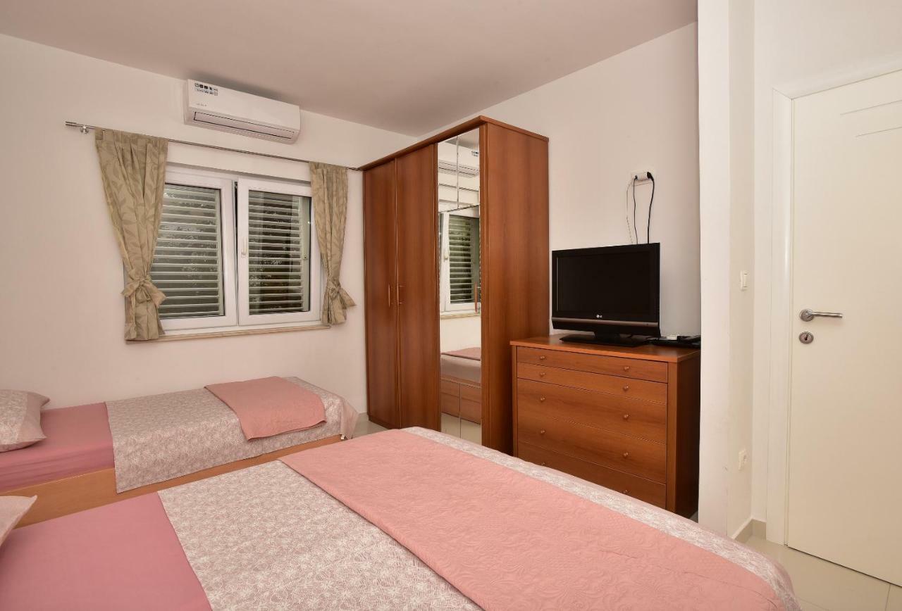 Ivana Apartments Makarska Exterior photo