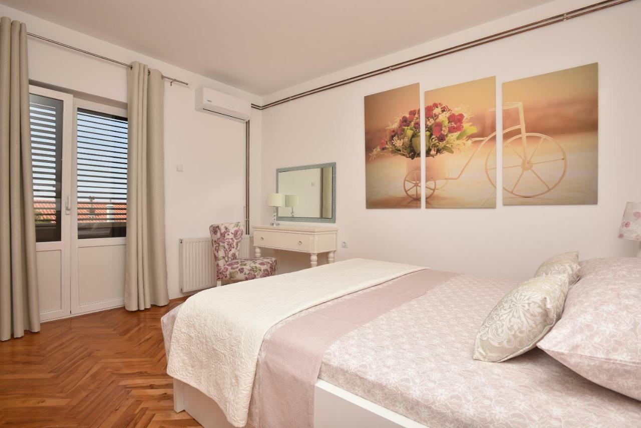 Ivana Apartments Makarska Exterior photo