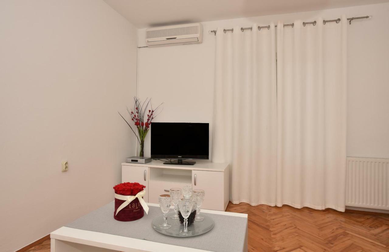 Ivana Apartments Makarska Exterior photo